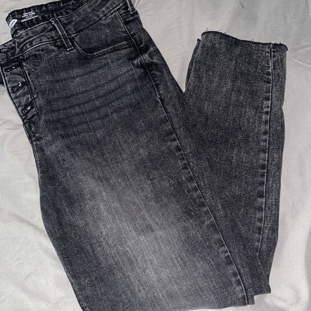 Worn maybe once or twice. Great condition, I just don’t wear them.